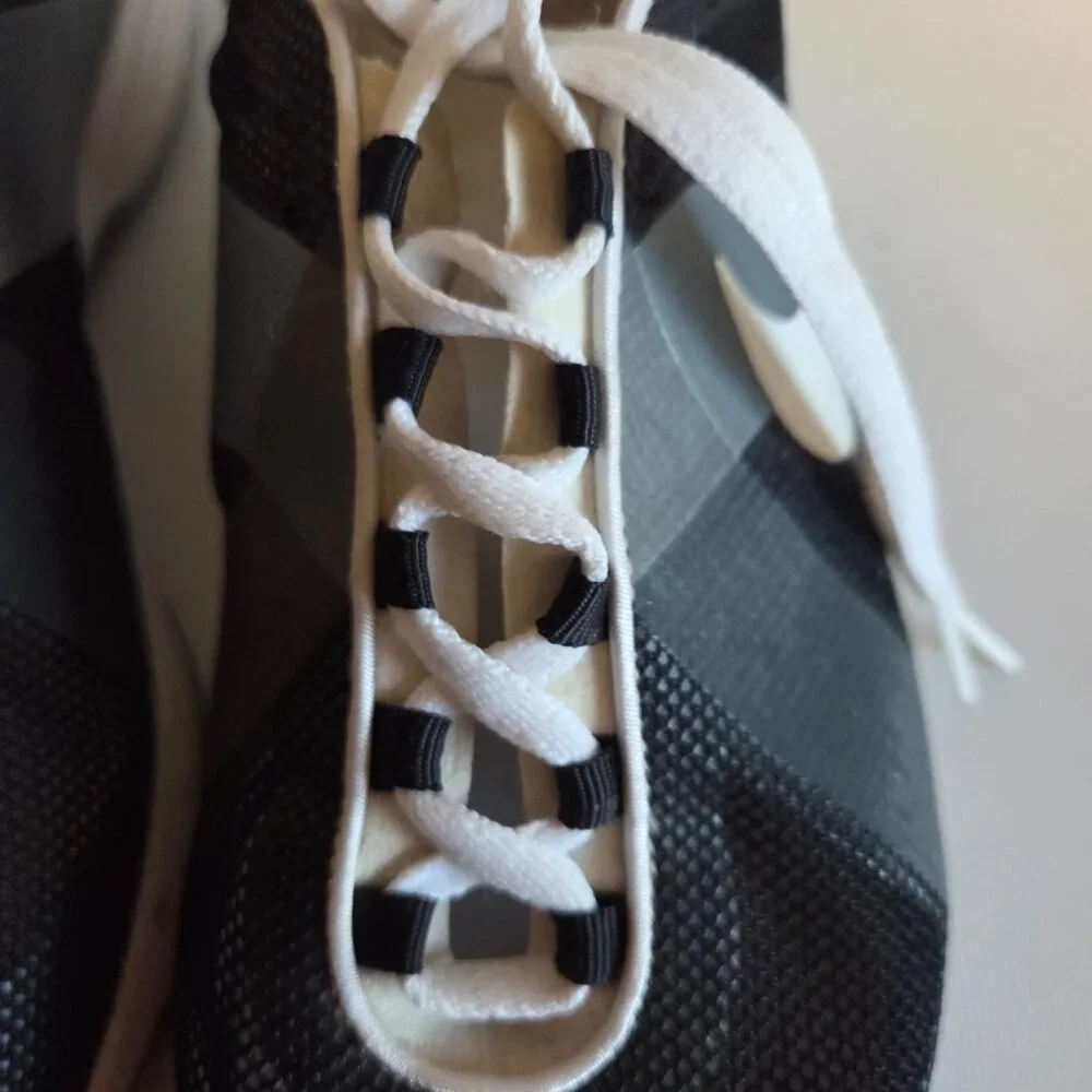 Nike Womens Hyperfuse Lunarlon 483325-001 Black Golf Soft Cleats Shoes Size 8.5 - Picture 3 of 13
